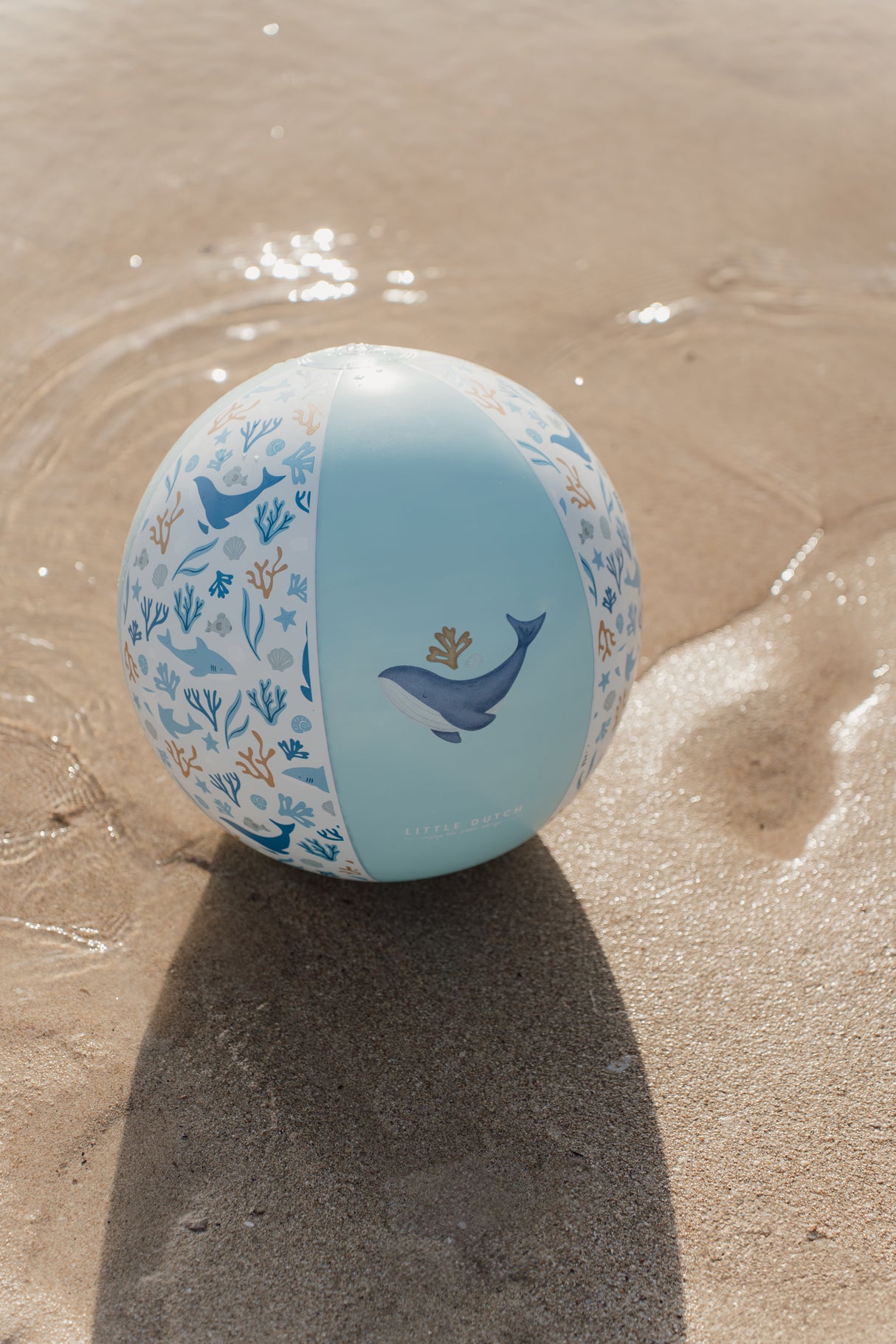 Little Dutch Beach Ball Ocean Dreams Blau