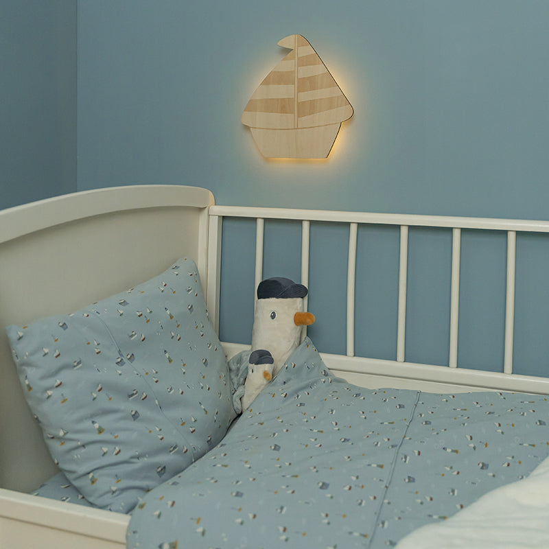 Wandlampe aus Holz Boot