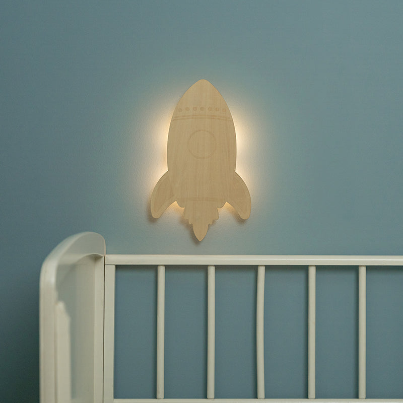 Wandlampe aus Holz Rakete