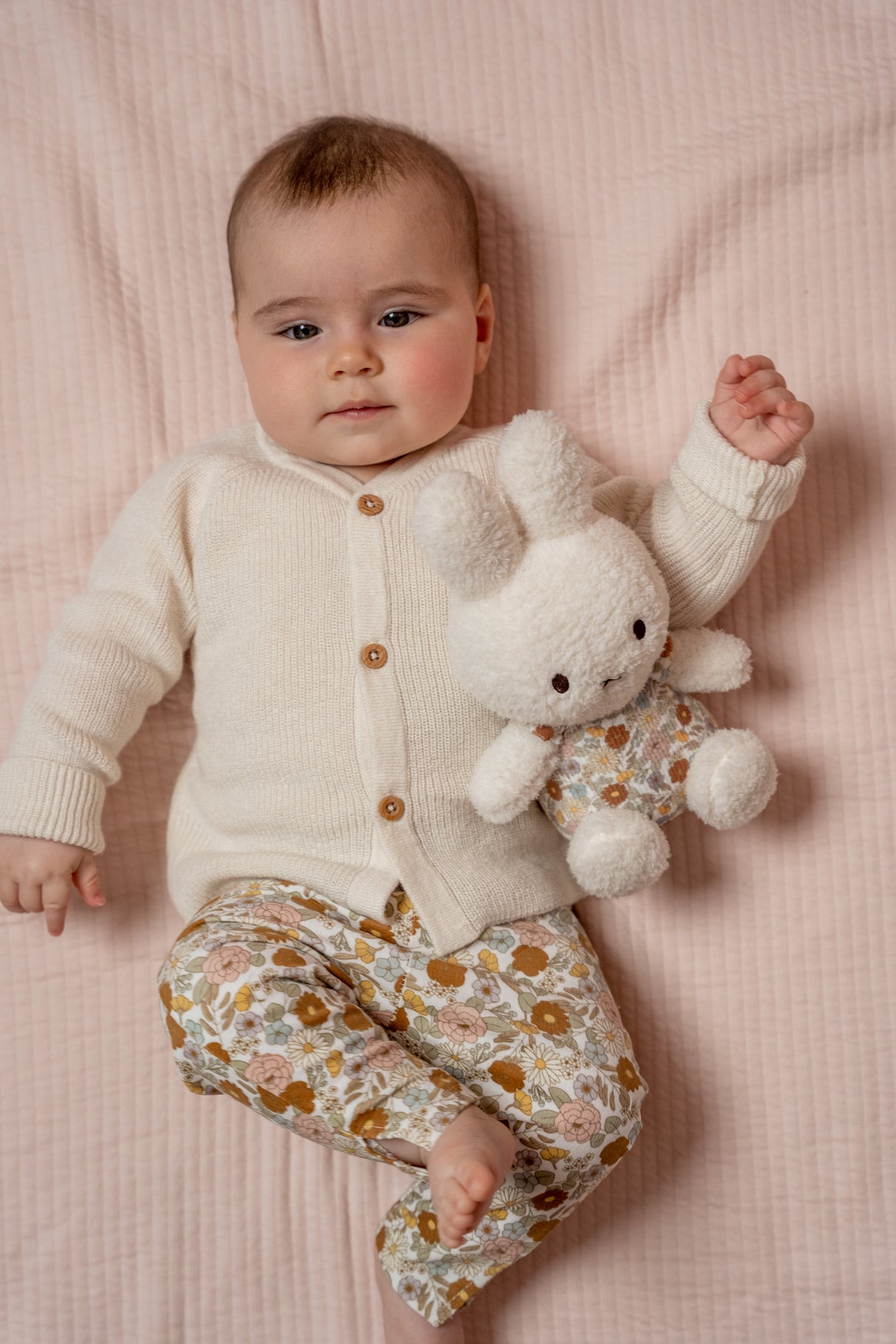 Vintage Little Flowers Cuddle 25cm