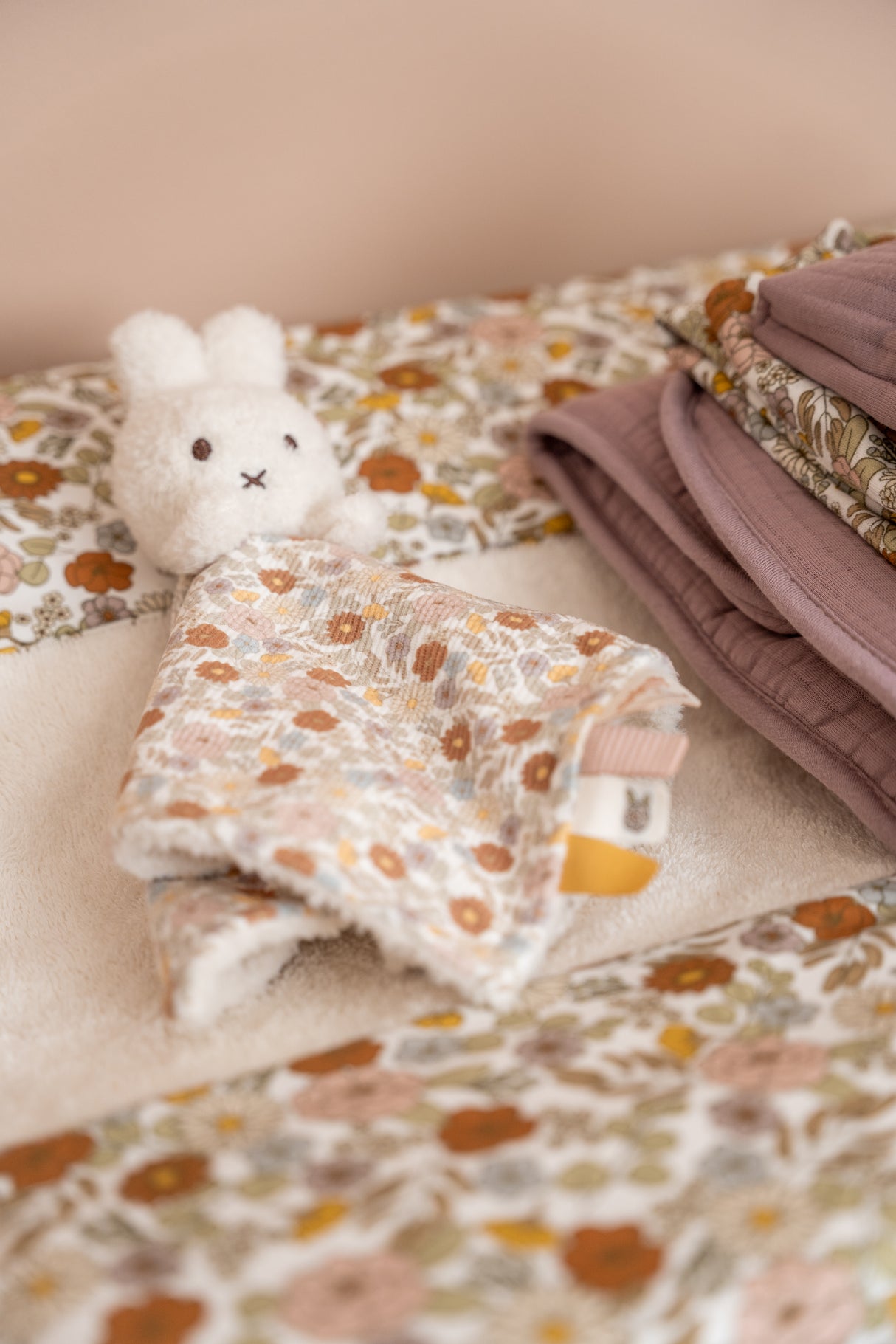 Vintage Little Flowers Kuscheltuch