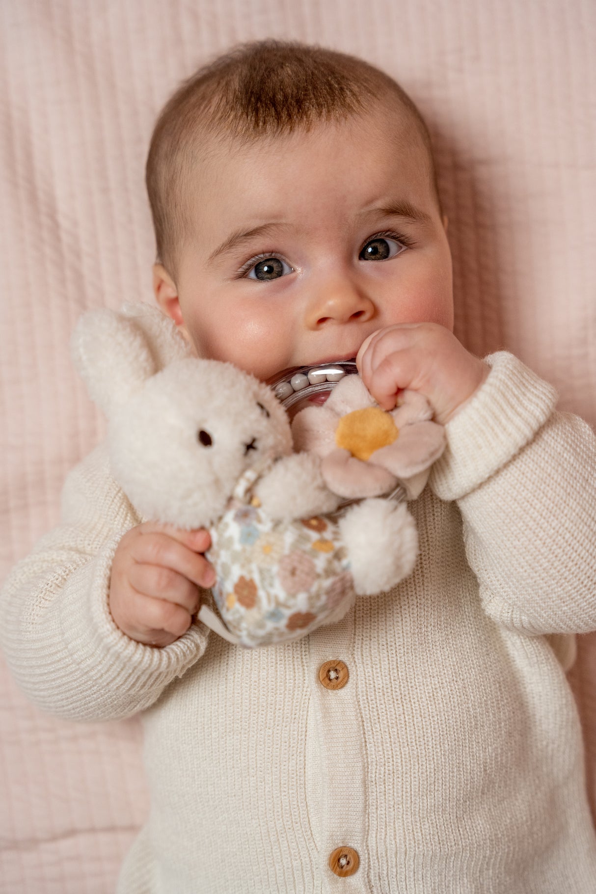 Vintage Little Flowers Ringrassel