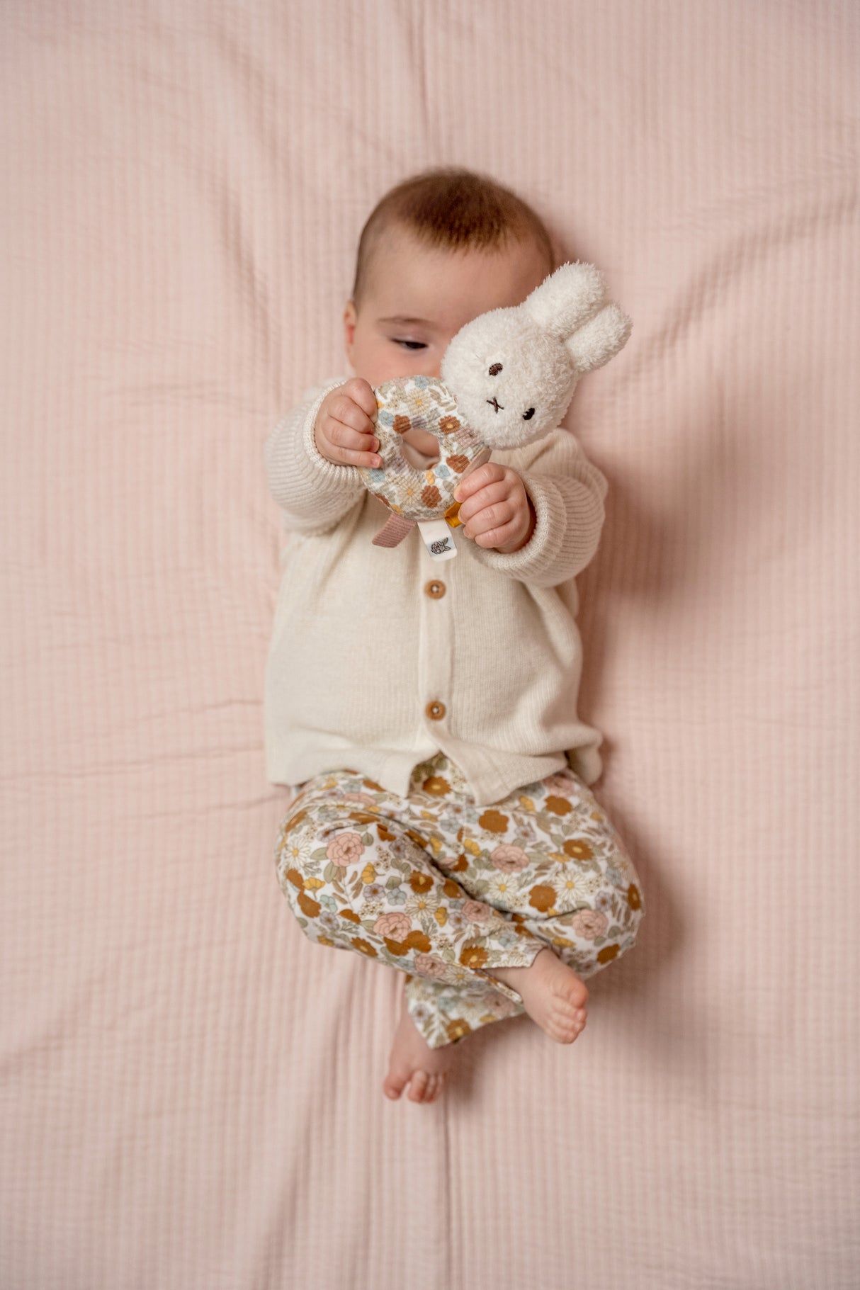 Vintage Little Flowers Rassel