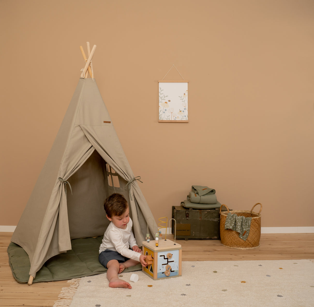 Little Dutch Tipi Zelt olive