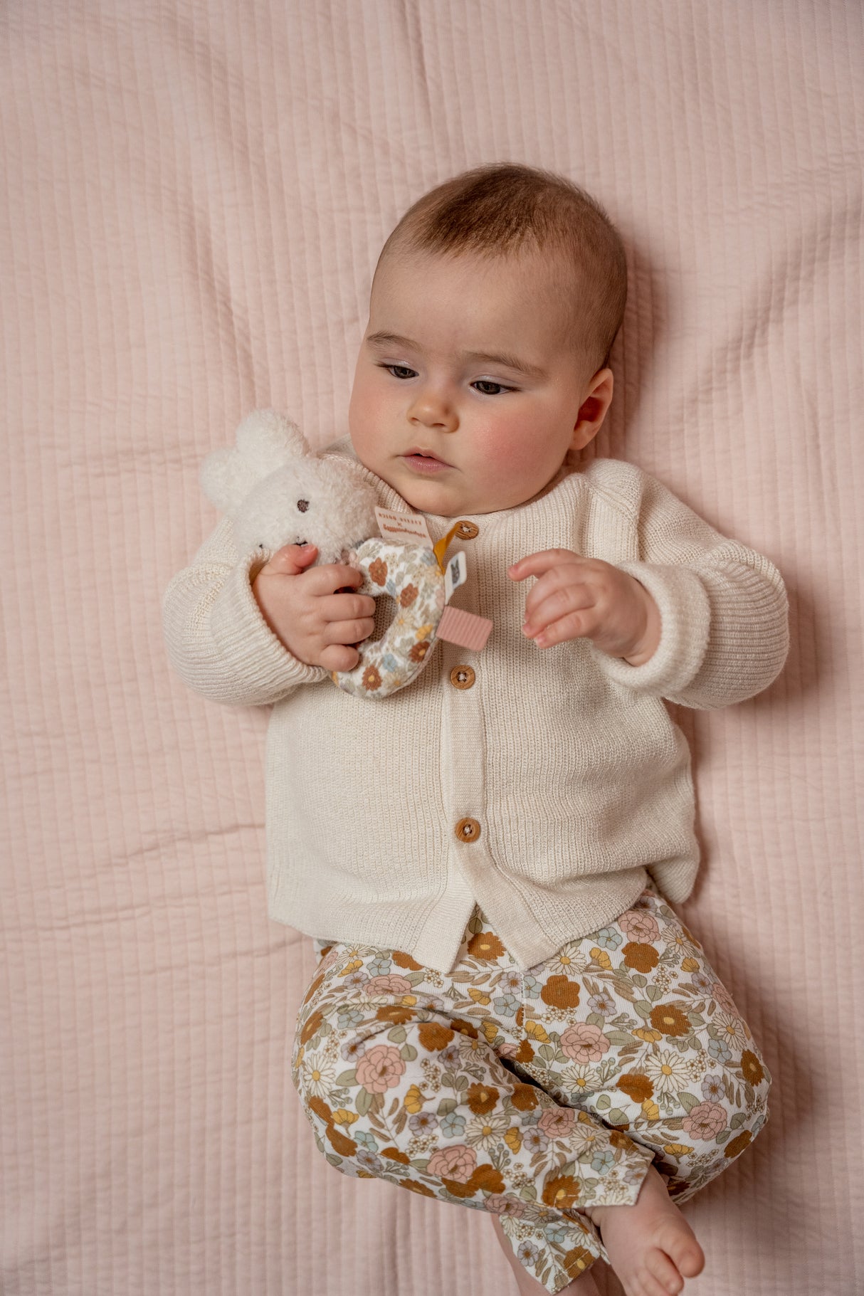 Vintage Little Flowers Rassel